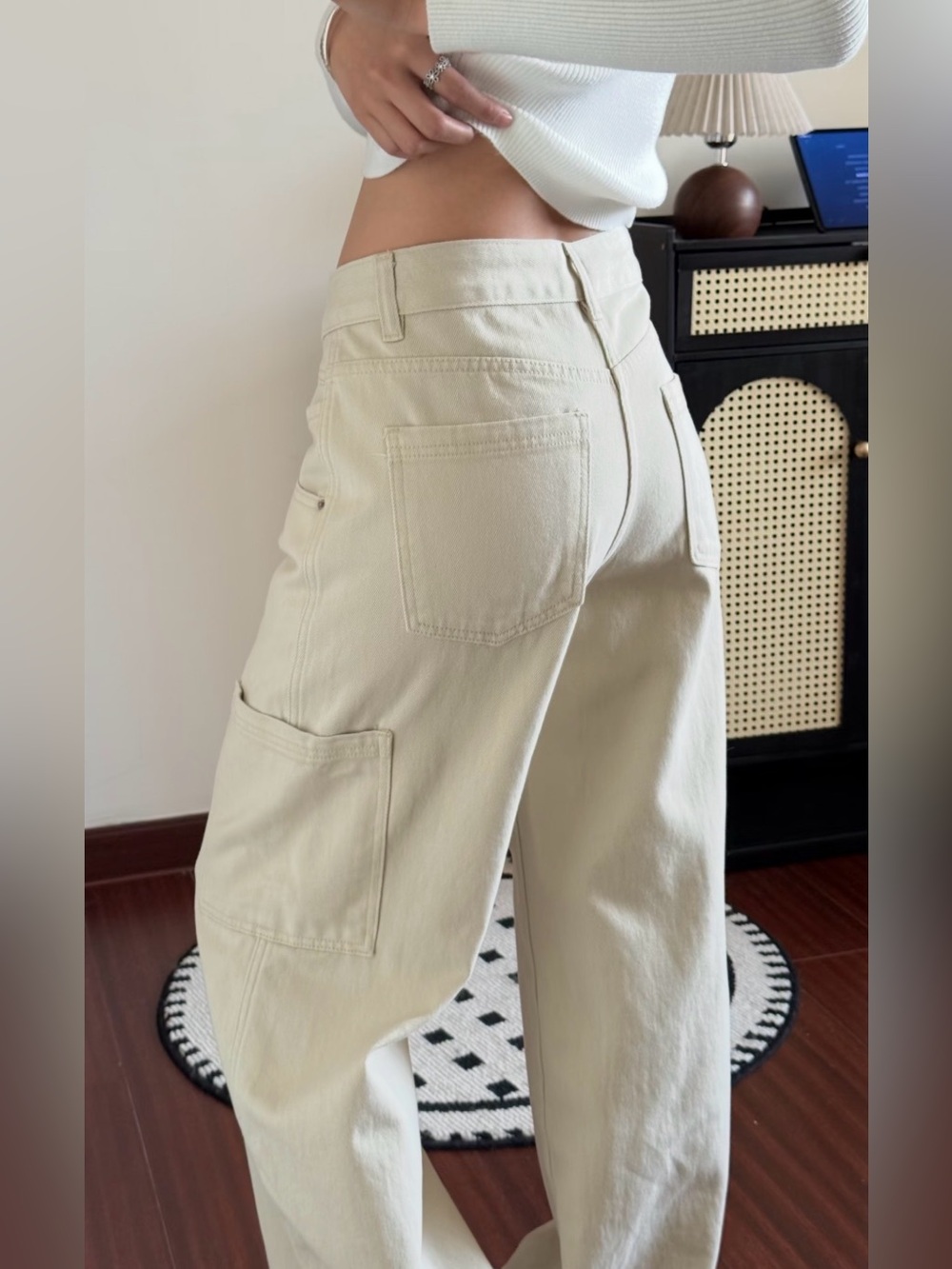 Brandy Melville John Galt off-white denim carpenter pants Small
